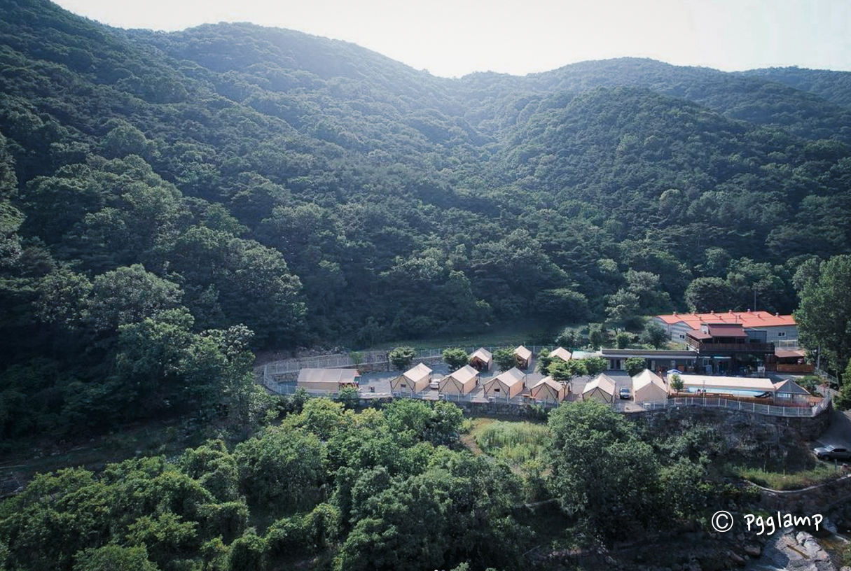 팔공산 자연 속 글램핑